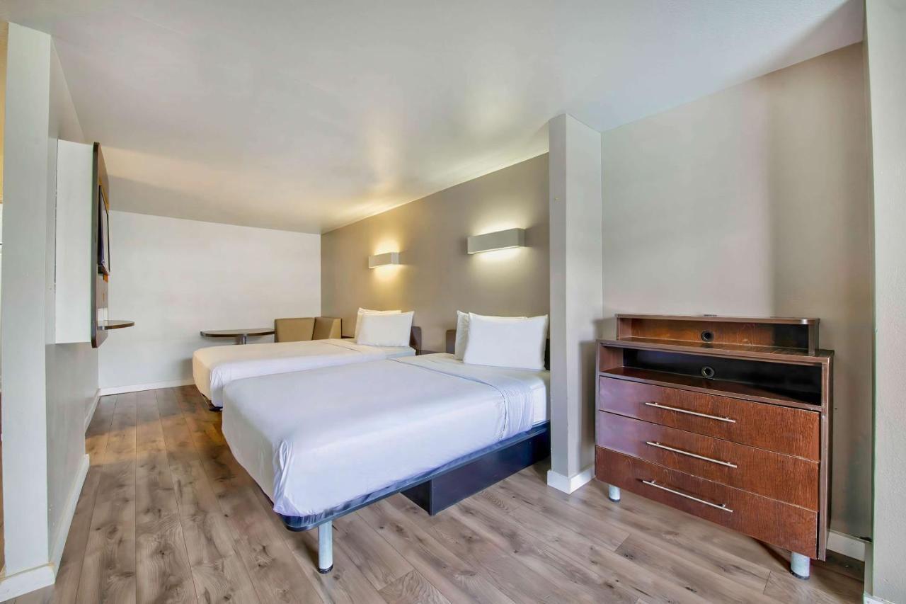 Studio 6-San Antonio, Tx - Airport Hotel Bagian luar foto