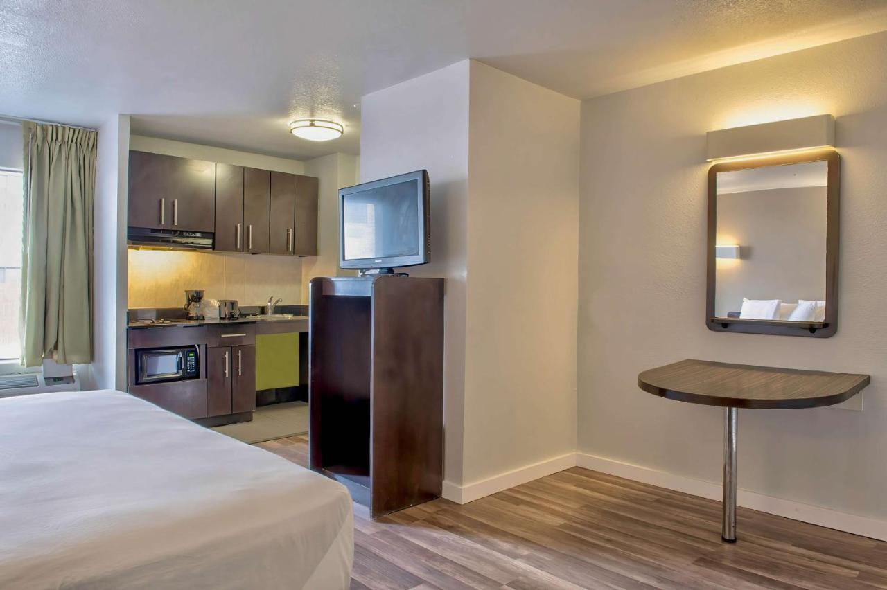 Studio 6-San Antonio, Tx - Airport Hotel Bagian luar foto